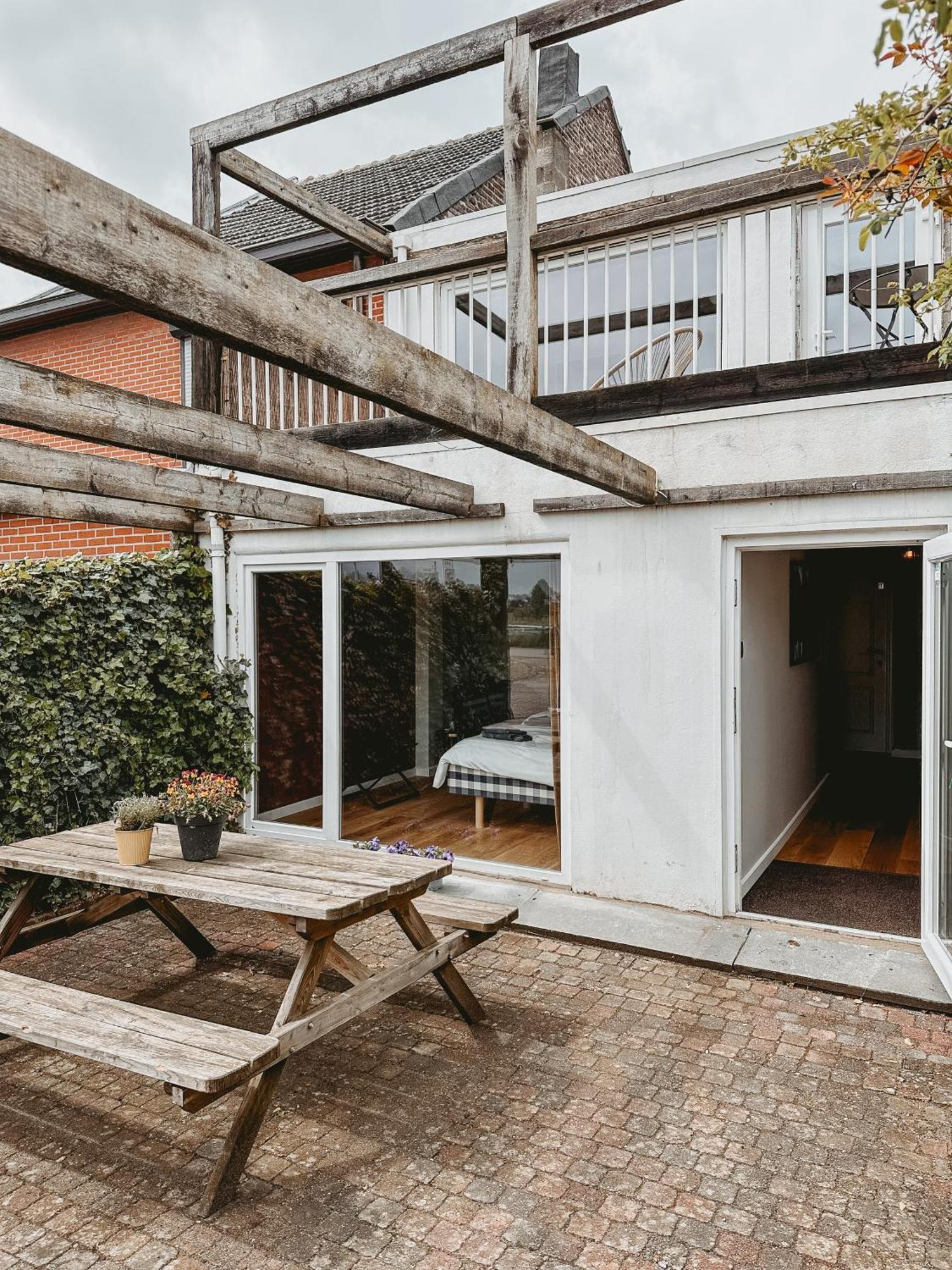 Maas Suites Lanaken Exterior photo
