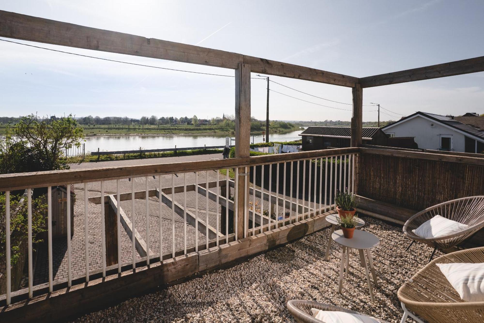 Maas Suites Lanaken Exterior photo