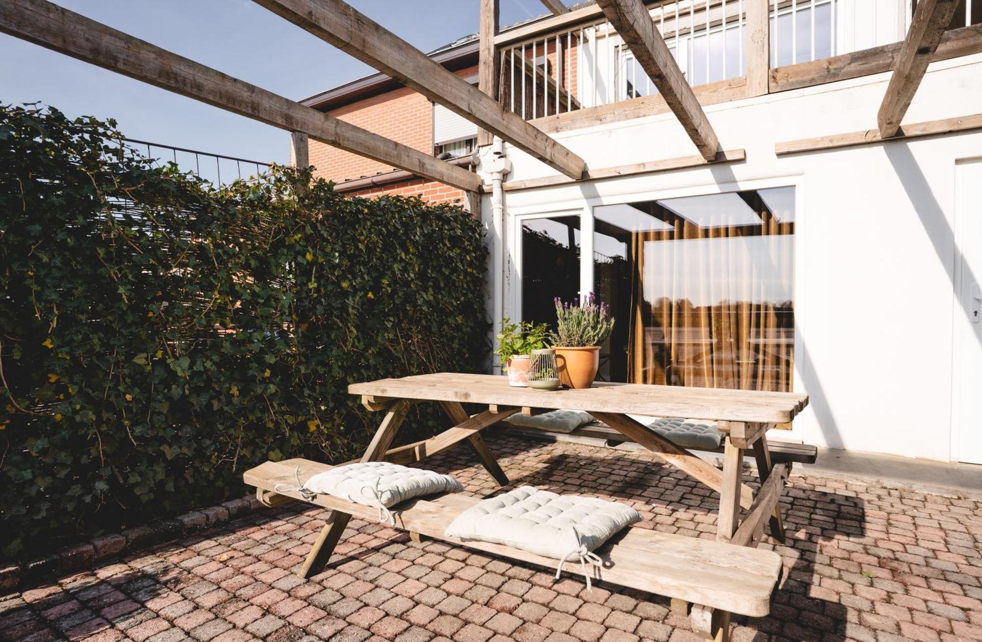 Maas Suites Lanaken Exterior photo